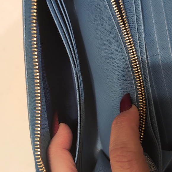 Prada Zippy long wallet - Picture 9 of 14